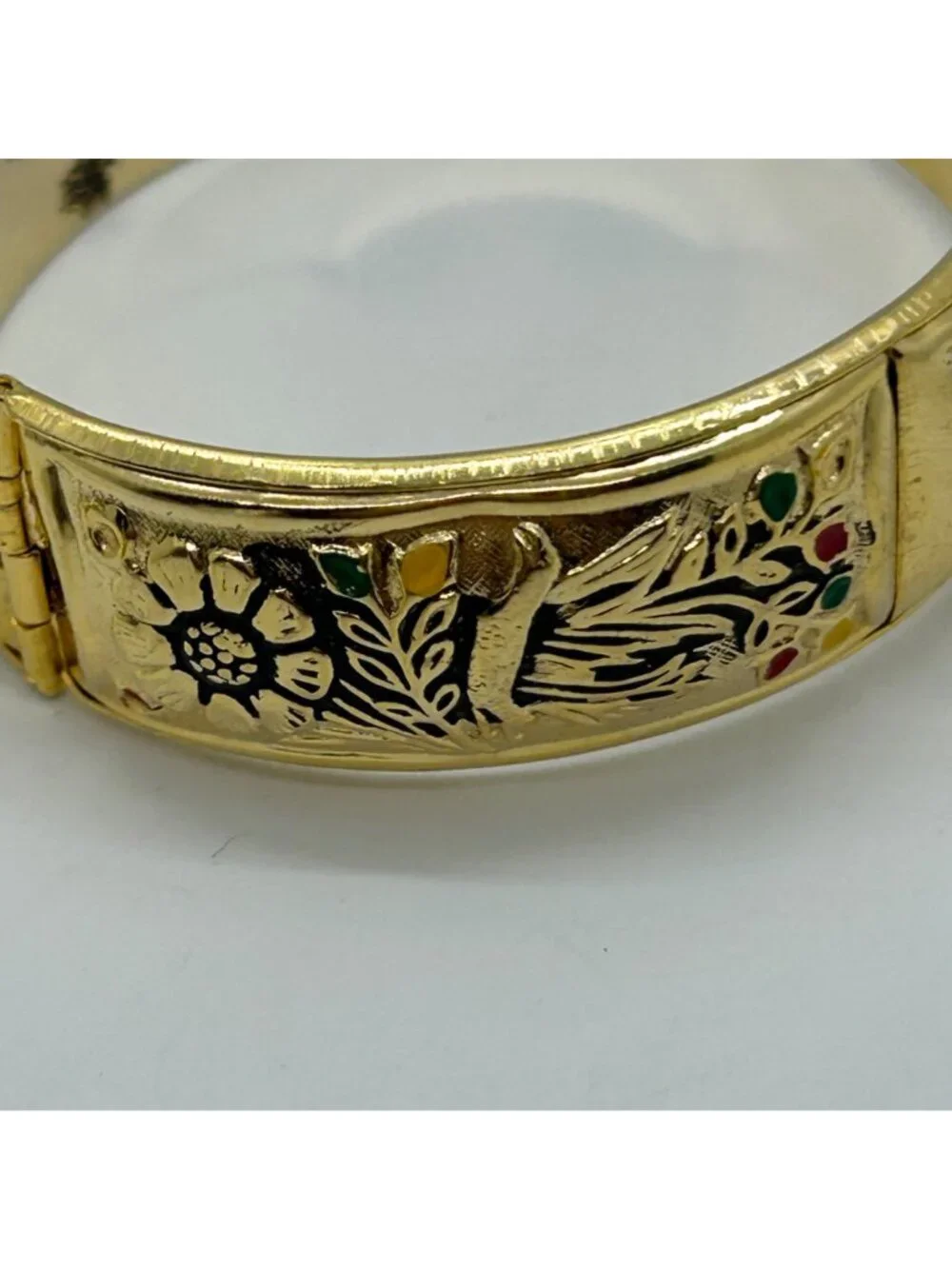 Vintage Gold Tone Floral Hinged Bangle Bracelet Enamel Detailing Embossed READ